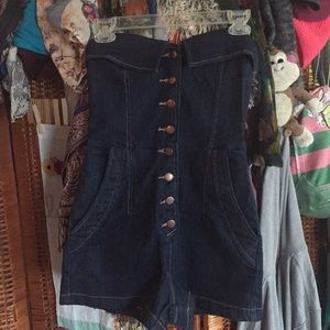 ❤️Strapless Denim Romper